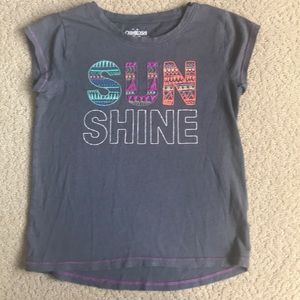 Gray “Sunshine” tee, Size 7